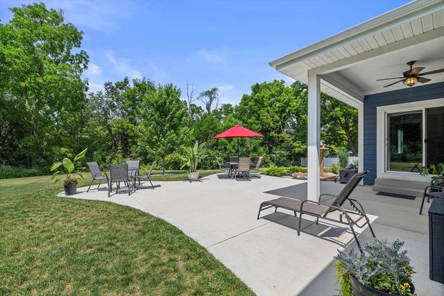 6600 Hillstone COURT, Waterford, WI 53185