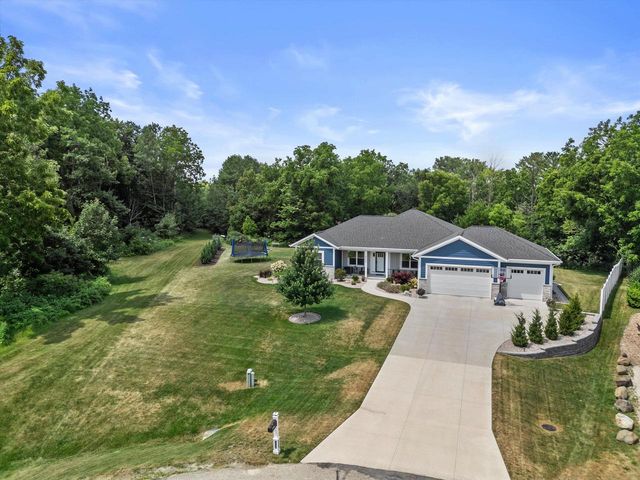 6600 Hillstone COURT, Waterford, WI 53185