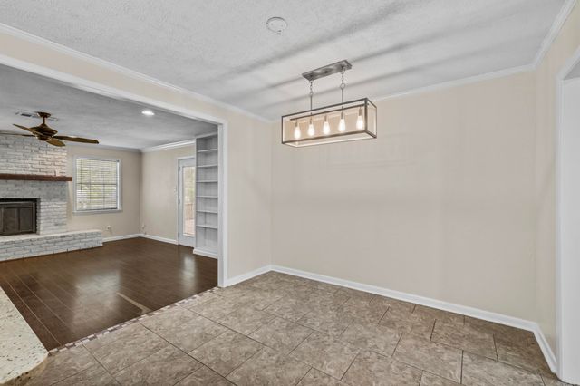 8606 Holiday Street, Sherwood, AR 72120