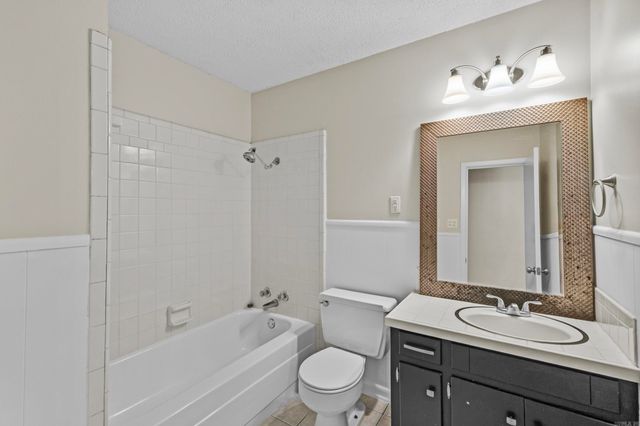 8606 Holiday Street, Sherwood, AR 72120