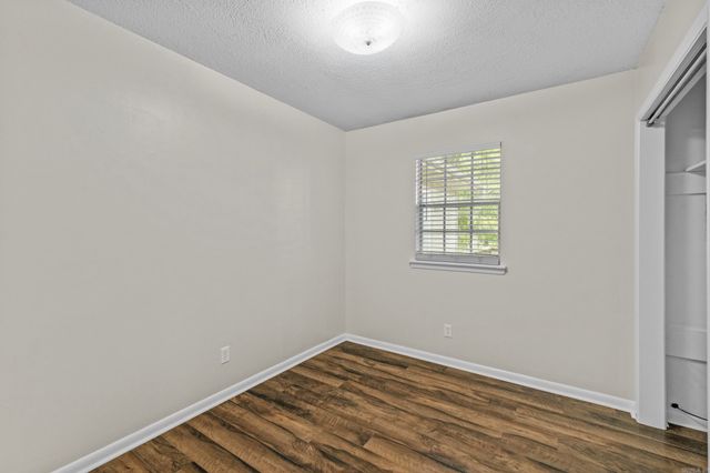 8606 Holiday Street, Sherwood, AR 72120