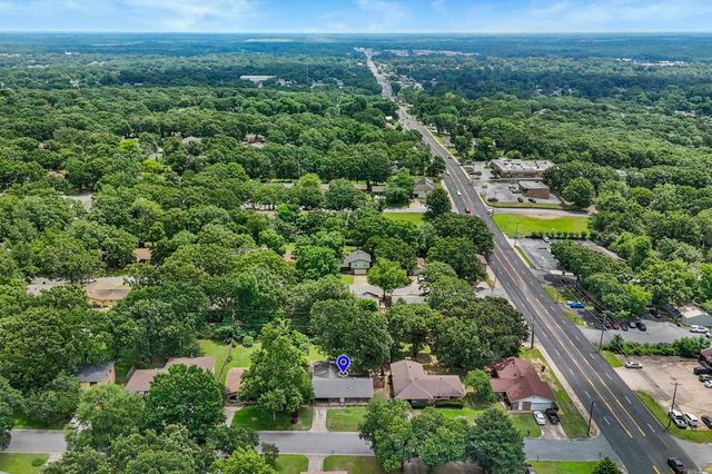 8606 Holiday Street, Sherwood, AR 72120