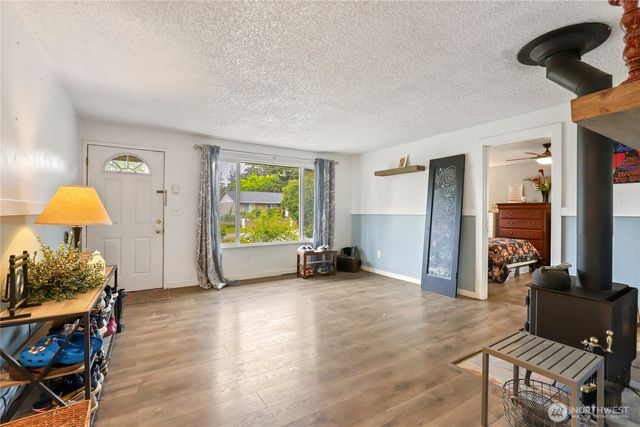 19164 Karl Place NE, Poulsbo, WA 98370