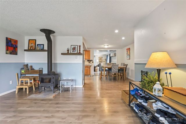 19164 Karl Place NE, Poulsbo, WA 98370