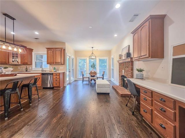 4350 Taylors Wood Drive, Cumming, GA 30028