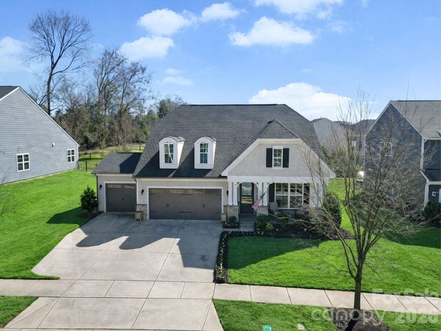 11121 Charmont Place, Huntersville, NC 28078