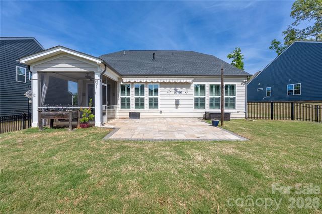 11121 Charmont Place, Huntersville, NC 28078