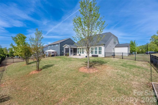 11121 Charmont Place, Huntersville, NC 28078