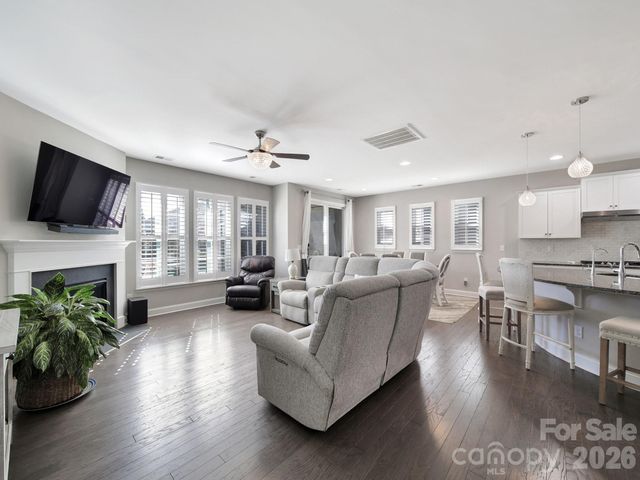 11121 Charmont Place, Huntersville, NC 28078