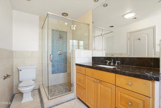 985 N Michillinda Avenue 207, Pasadena, CA 91107