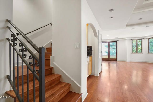 985 N Michillinda Avenue 207, Pasadena, CA 91107