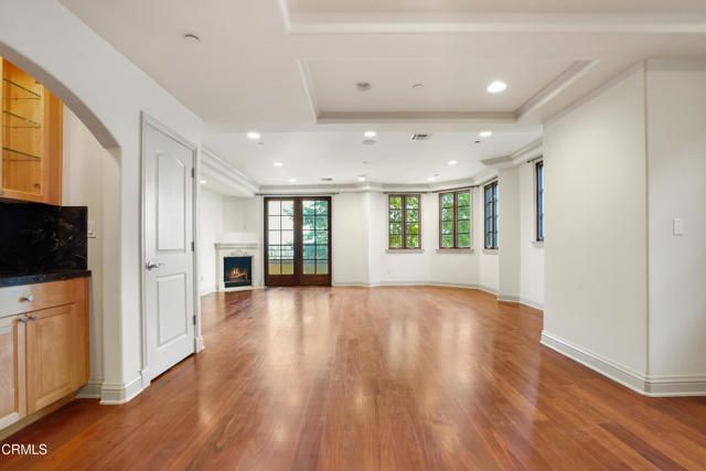 985 N Michillinda Avenue 207, Pasadena, CA 91107