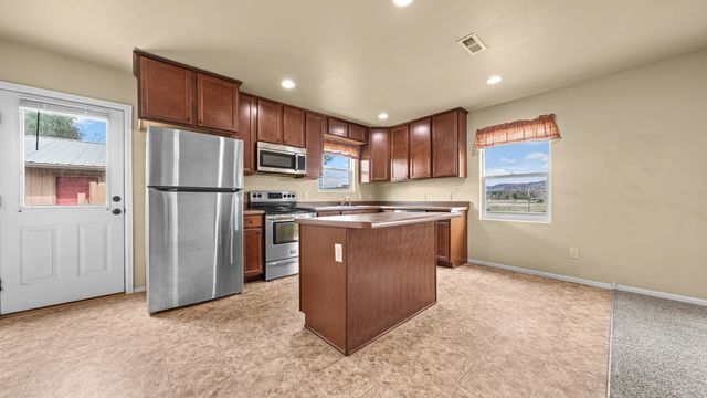 421 W Aspen Avenue, Fruita, CO 81521