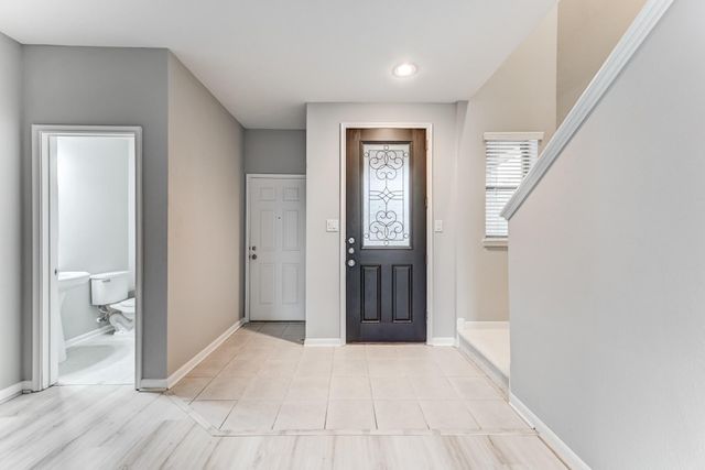 4706 Mint Trail, Houston, TX 77066