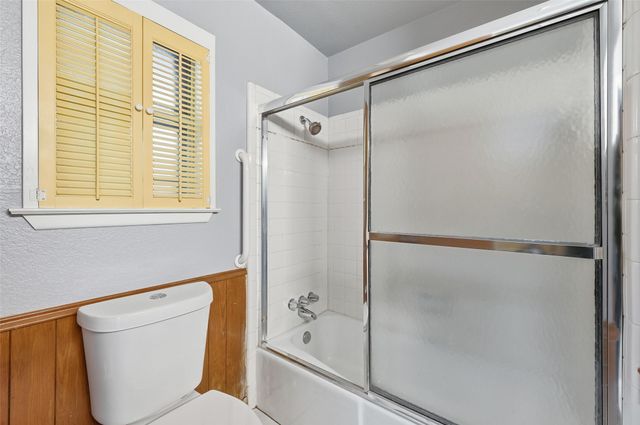 1421 Glenbrook Drive, Irving, TX 75061