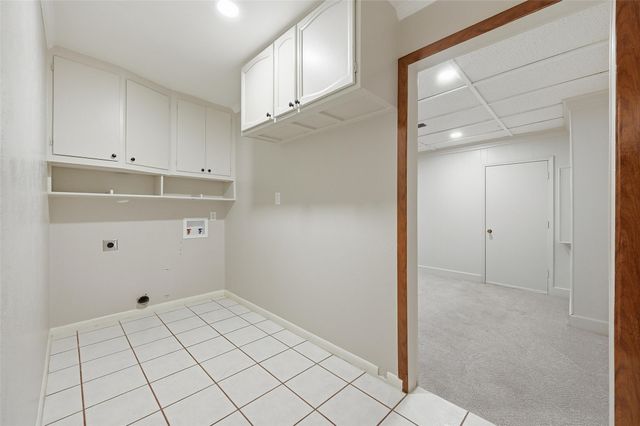 1421 Glenbrook Drive, Irving, TX 75061