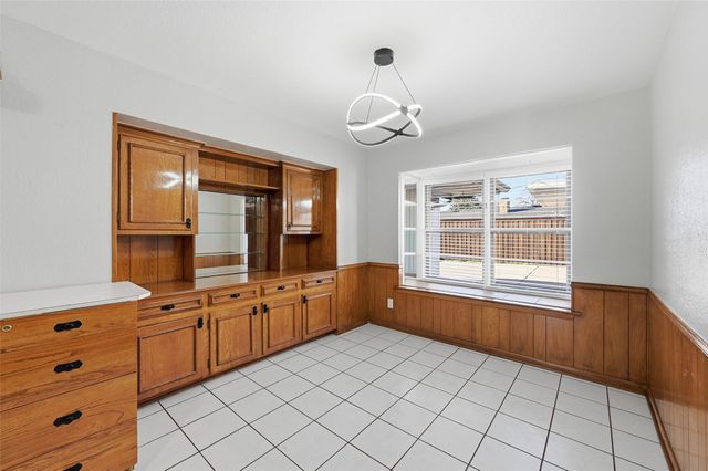 1421 Glenbrook Drive, Irving, TX 75061