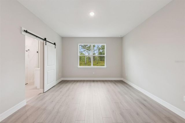 42875 HONEYSUCKLE STREET, Eustis, FL 32736