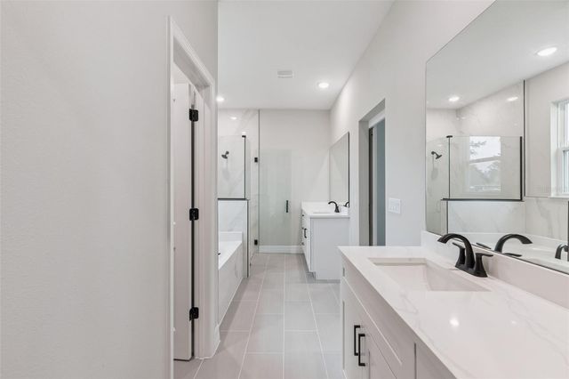 42875 HONEYSUCKLE STREET, Eustis, FL 32736