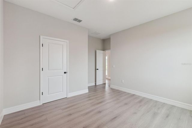 42875 HONEYSUCKLE STREET, Eustis, FL 32736