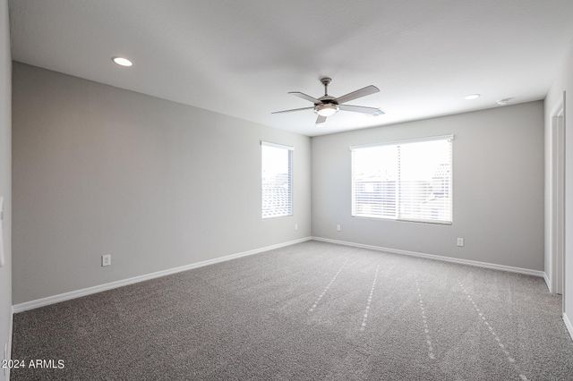 8963 W LUKE Avenue, Glendale, AZ 85305