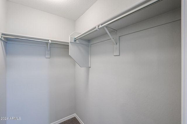 8963 W LUKE Avenue, Glendale, AZ 85305