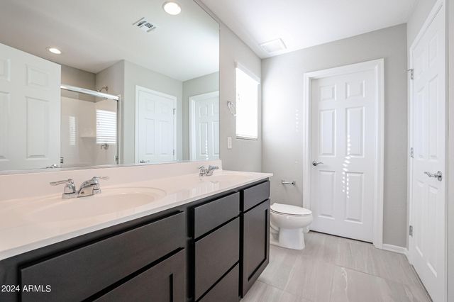 8963 W LUKE Avenue, Glendale, AZ 85305