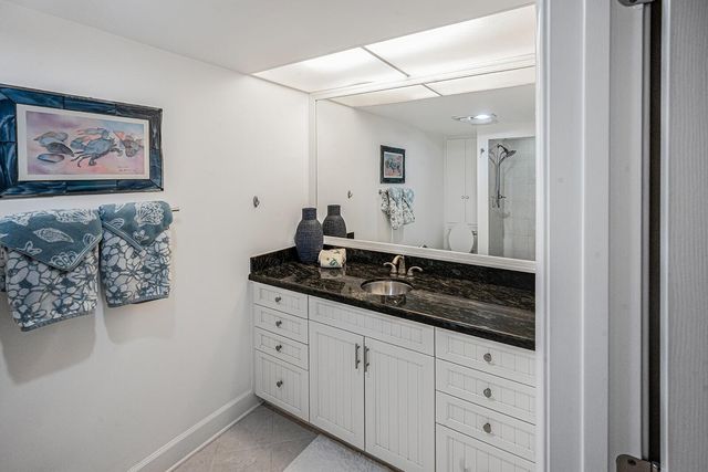 3901 SE Saint Lucie Boulevard B-13, Stuart, FL 34997
