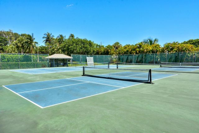 3901 SE Saint Lucie Boulevard B-13, Stuart, FL 34997