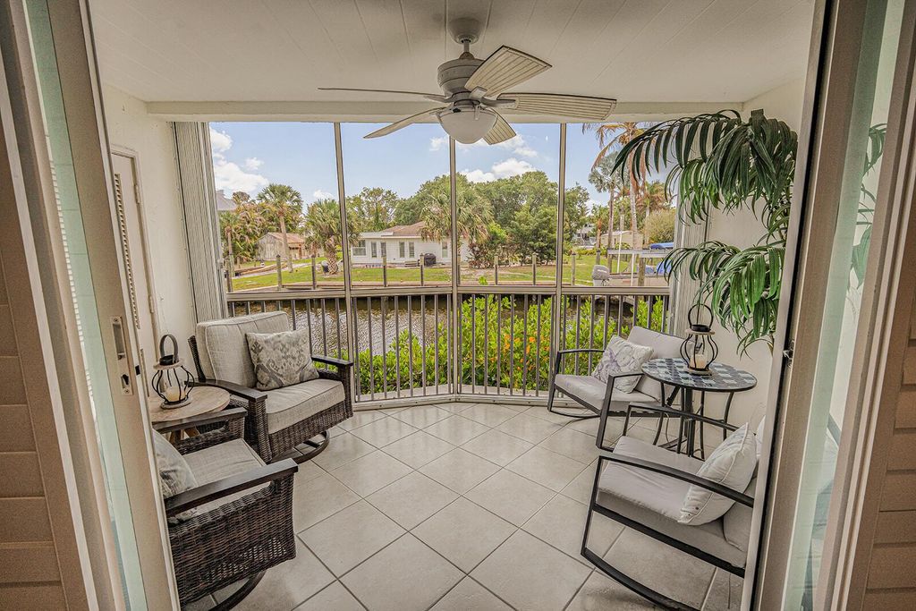 3901 SE Saint Lucie Boulevard B-13, Stuart, FL 34997