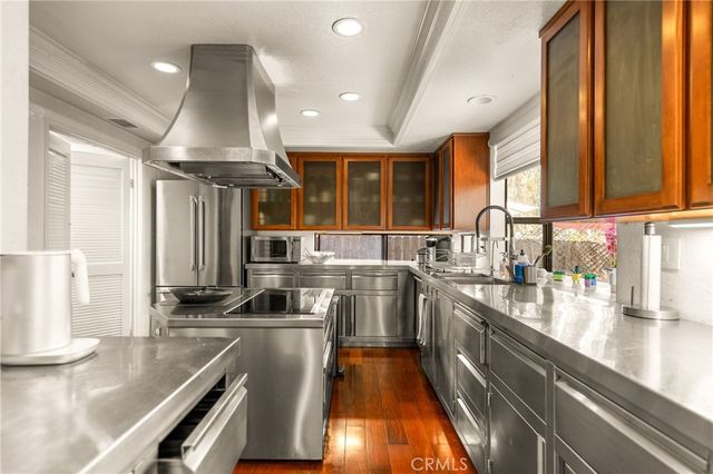 22605 Wood Shadow Lane, Lake Forest, CA 92630
