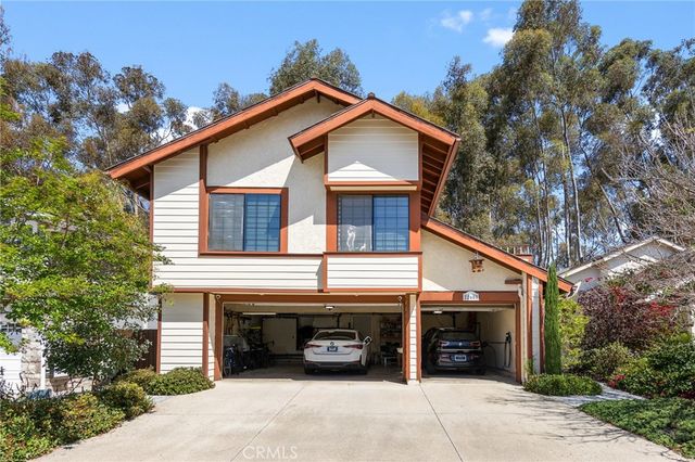 22605 Wood Shadow Lane, Lake Forest, CA 92630