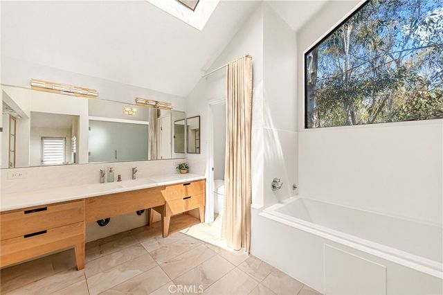 22605 Wood Shadow Lane, Lake Forest, CA 92630