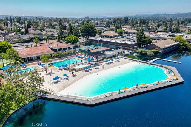 22605 Wood Shadow Lane, Lake Forest, CA 92630
