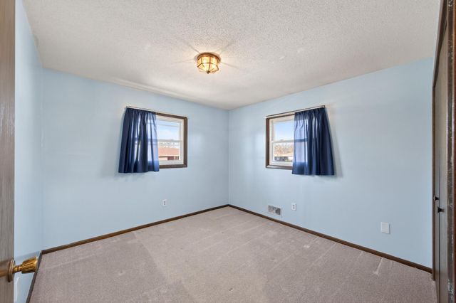 5920 Colfax Avenue N, Brooklyn Center, MN 55430