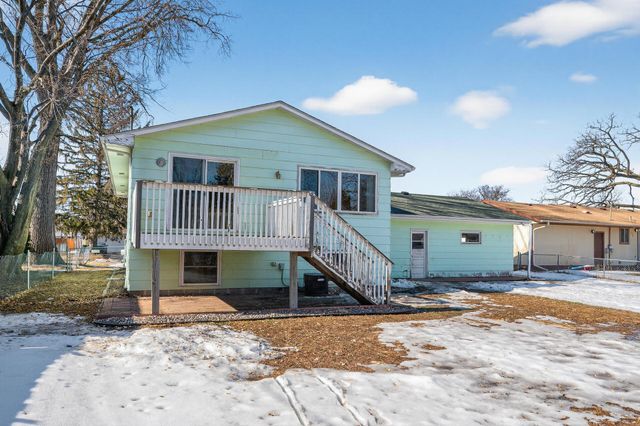 5920 Colfax Avenue N, Brooklyn Center, MN 55430