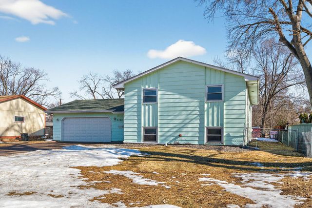 5920 Colfax Avenue N, Brooklyn Center, MN 55430