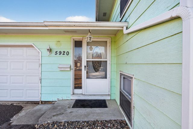 5920 Colfax Avenue N, Brooklyn Center, MN 55430