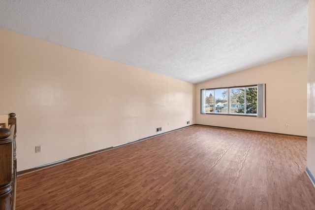 5920 Colfax Avenue N, Brooklyn Center, MN 55430