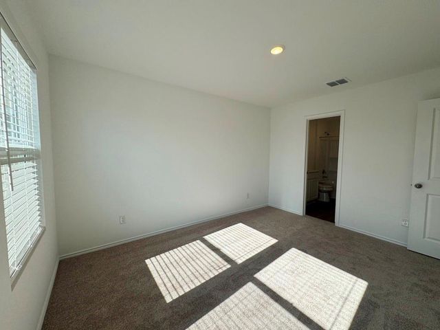 184 Chapel Beck DR, Kyle, TX 78640