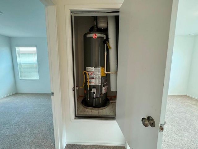 184 Chapel Beck DR, Kyle, TX 78640