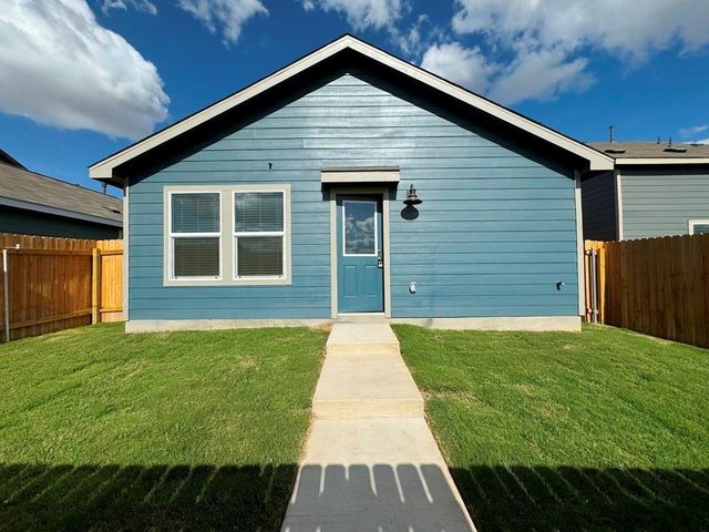 184 Chapel Beck DR, Kyle, TX 78640