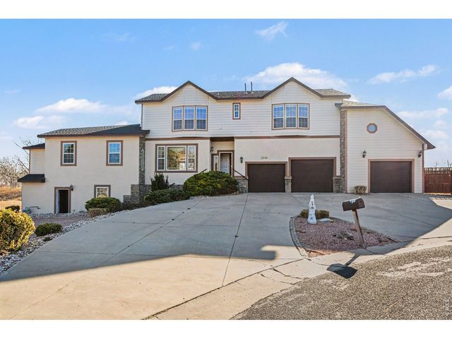 2048 Fairway Ln, Greeley, CO 80634