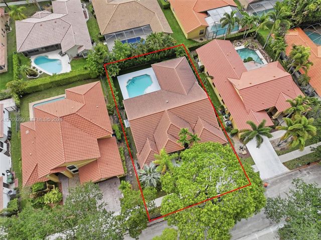 1135 Fairfax Ln, Weston, FL 33326
