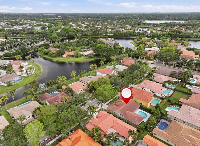1135 Fairfax Ln, Weston, FL 33326