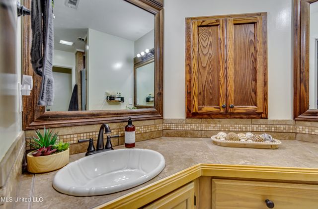 232 Waterwood Drive, Brandon, MS 39047