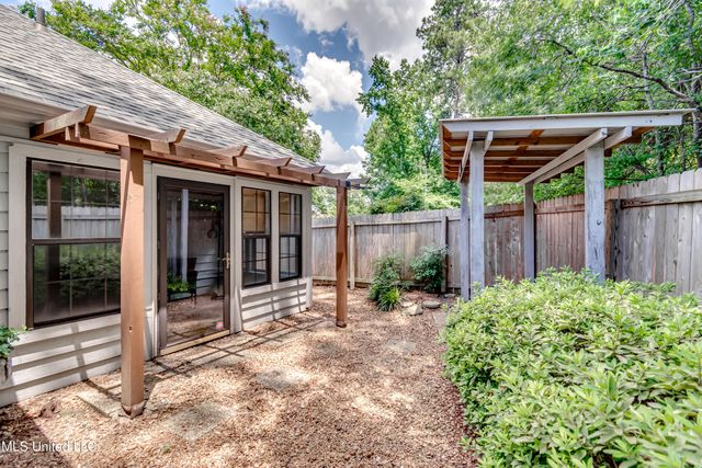 232 Waterwood Drive, Brandon, MS 39047