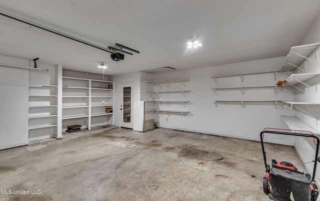 232 Waterwood Drive, Brandon, MS 39047
