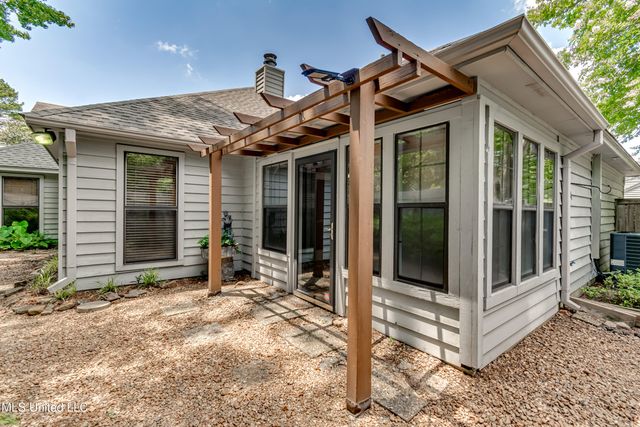 232 Waterwood Drive, Brandon, MS 39047