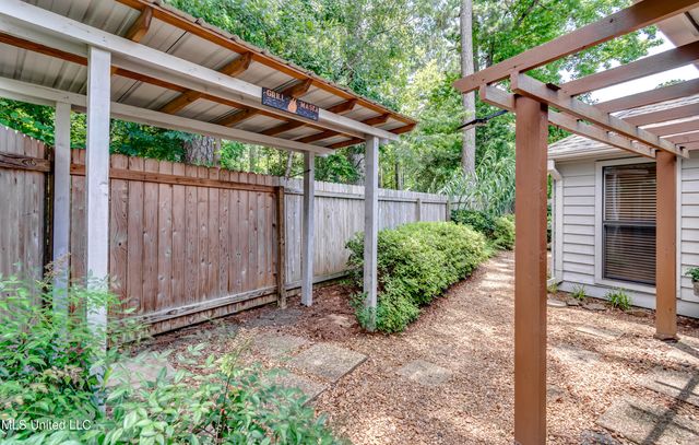 232 Waterwood Drive, Brandon, MS 39047